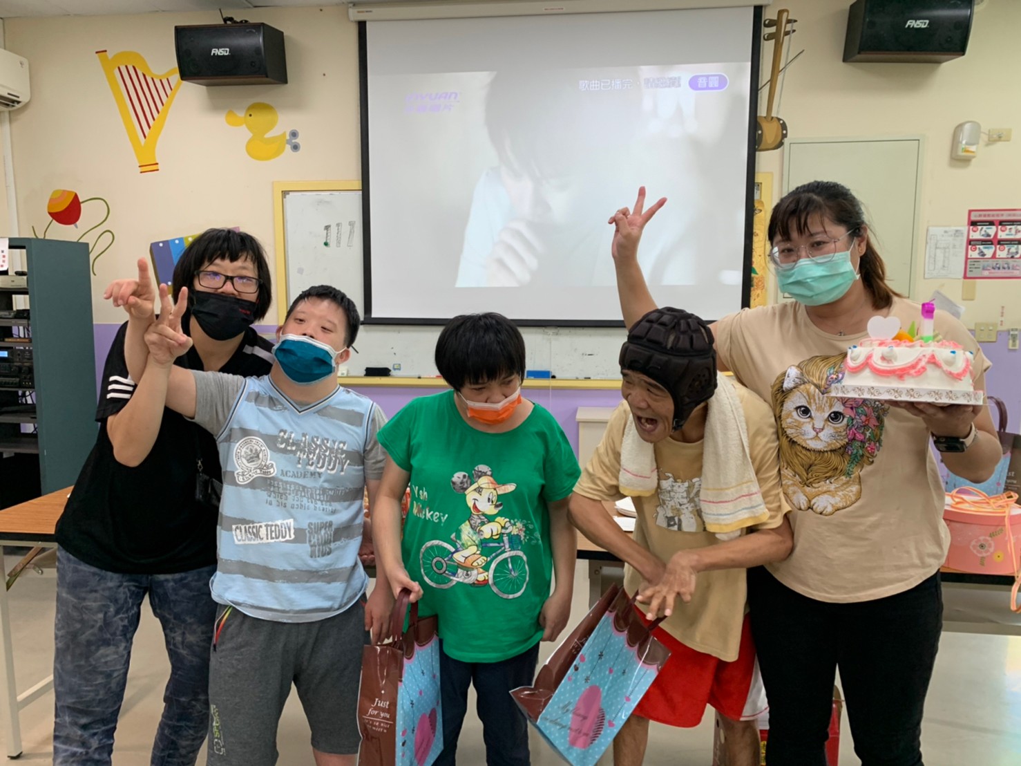 《一家一菜／太鼓秀／慶生K歌大會》(標題圖檔)