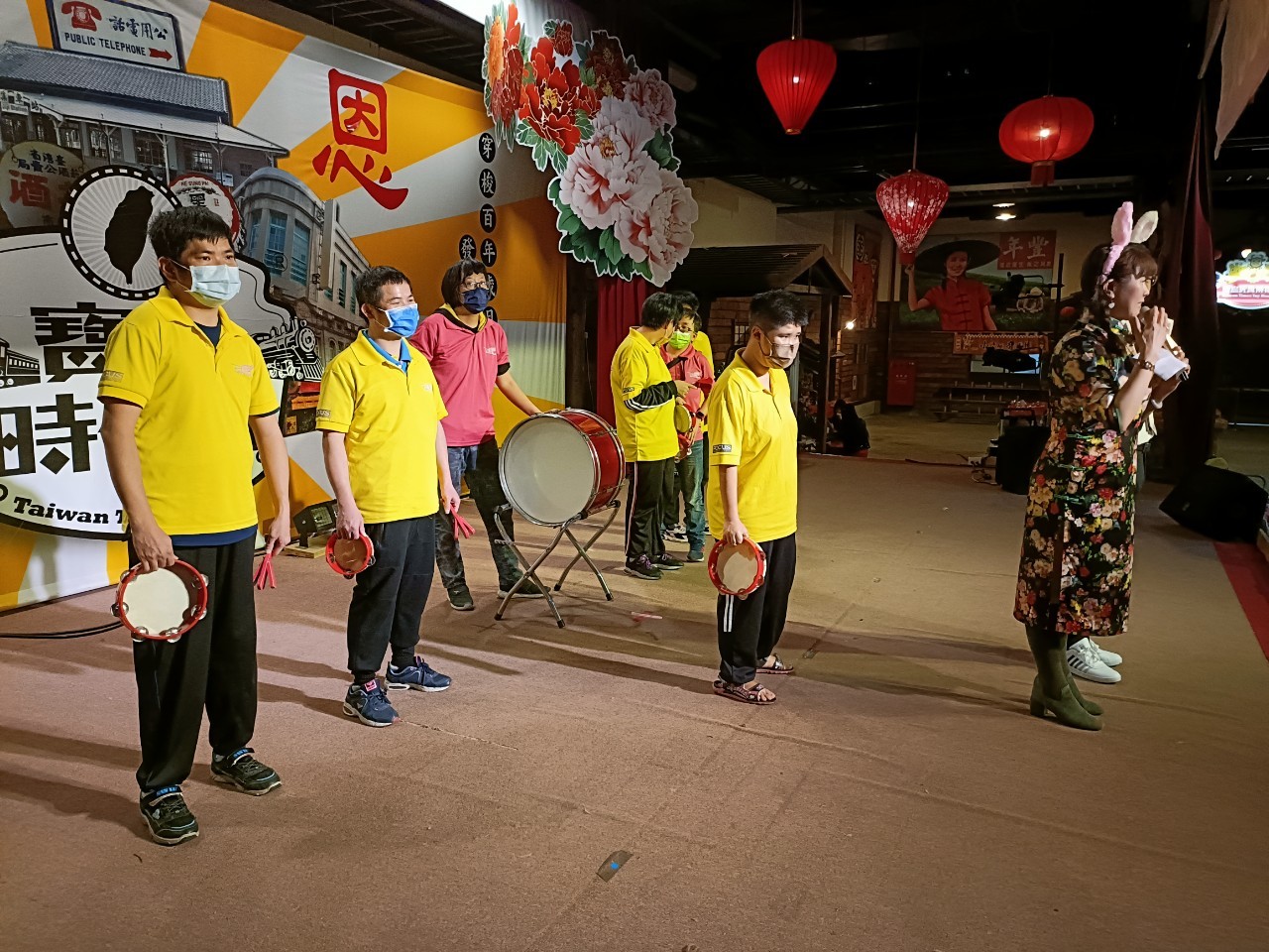 寶島時代村玫瑰打擊樂表演(標題圖檔)