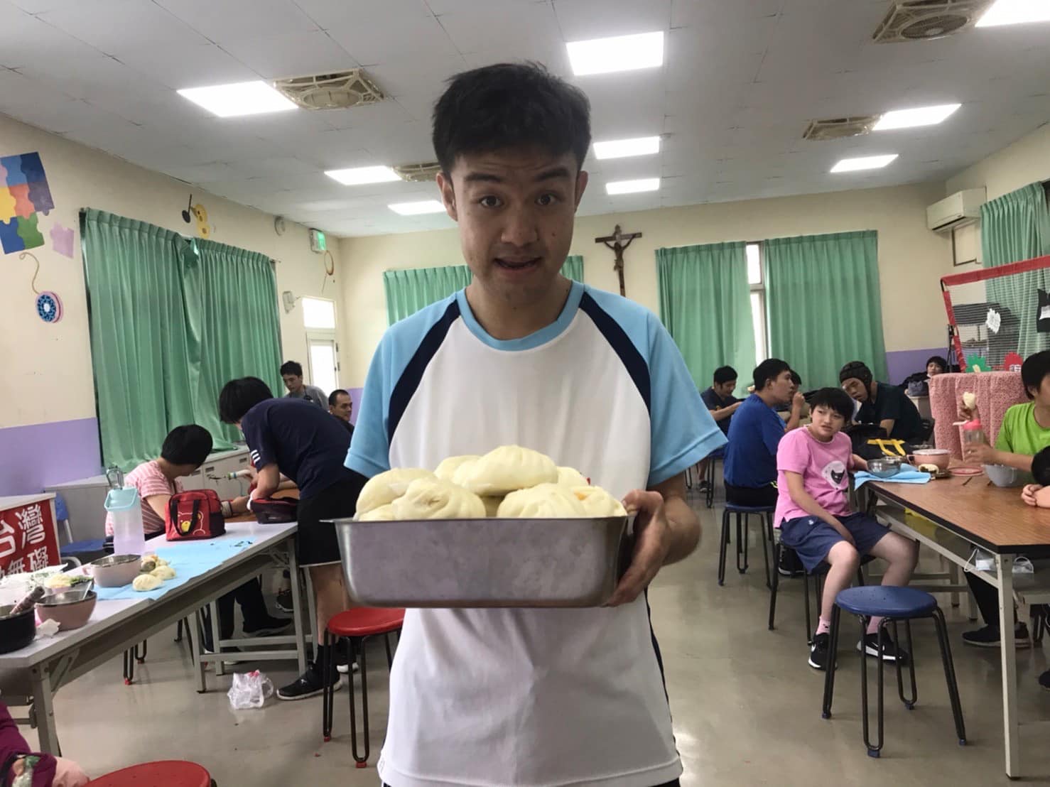 鄭皇上愛心包子(標題圖檔)