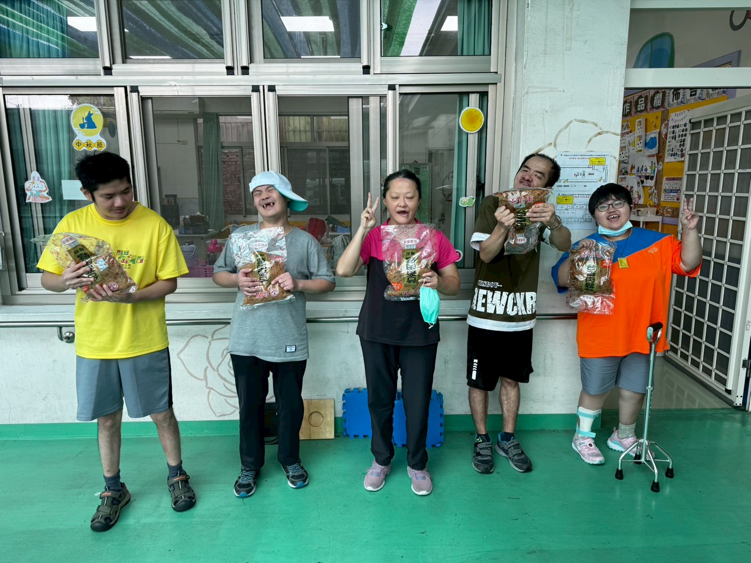 感謝台畜捐肉鬆(標題圖檔)